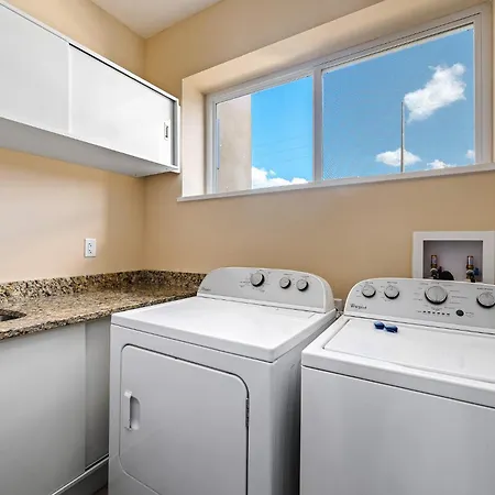 4 Bedroom Home W/ Resort Amenities + 3 Mi To Disney Orlando Exterior photo